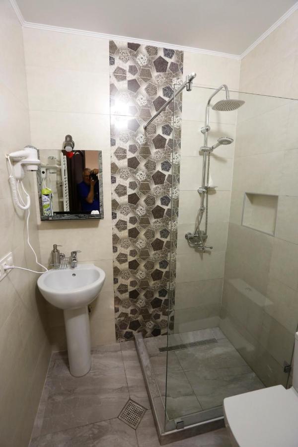 Old - Gold Gala Apartment Tbilisi Ngoại thất bức ảnh