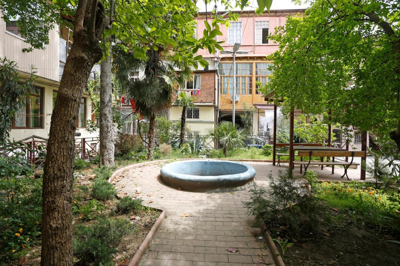 Old - Gold Gala Apartment Tbilisi Ngoại thất bức ảnh