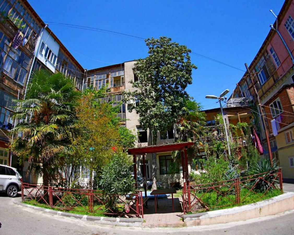 Old - Gold Gala Apartment Tbilisi Ngoại thất bức ảnh
