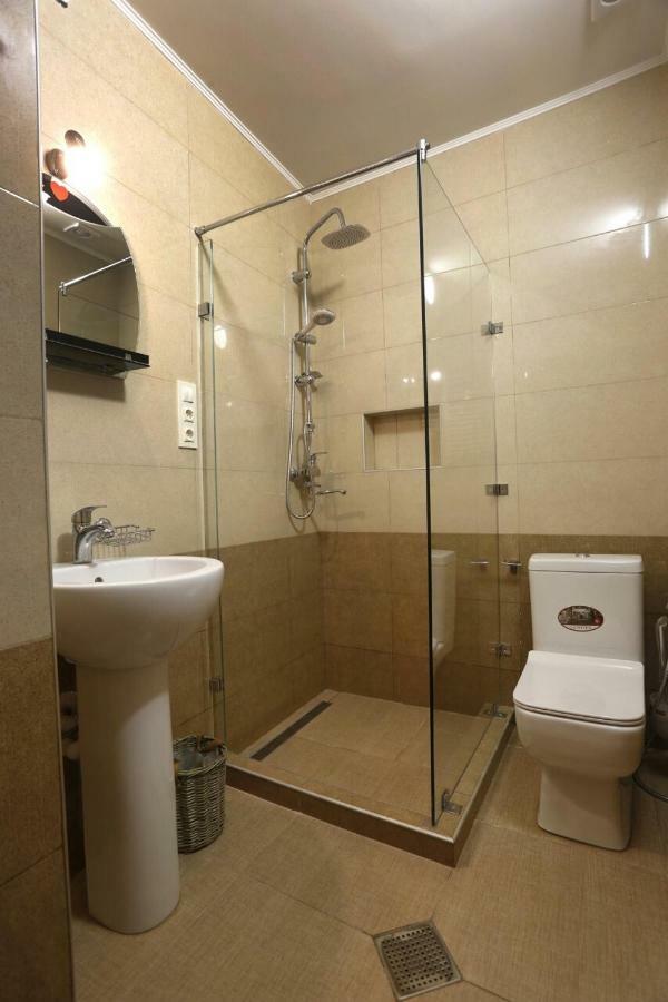 Old - Gold Gala Apartment Tbilisi Ngoại thất bức ảnh