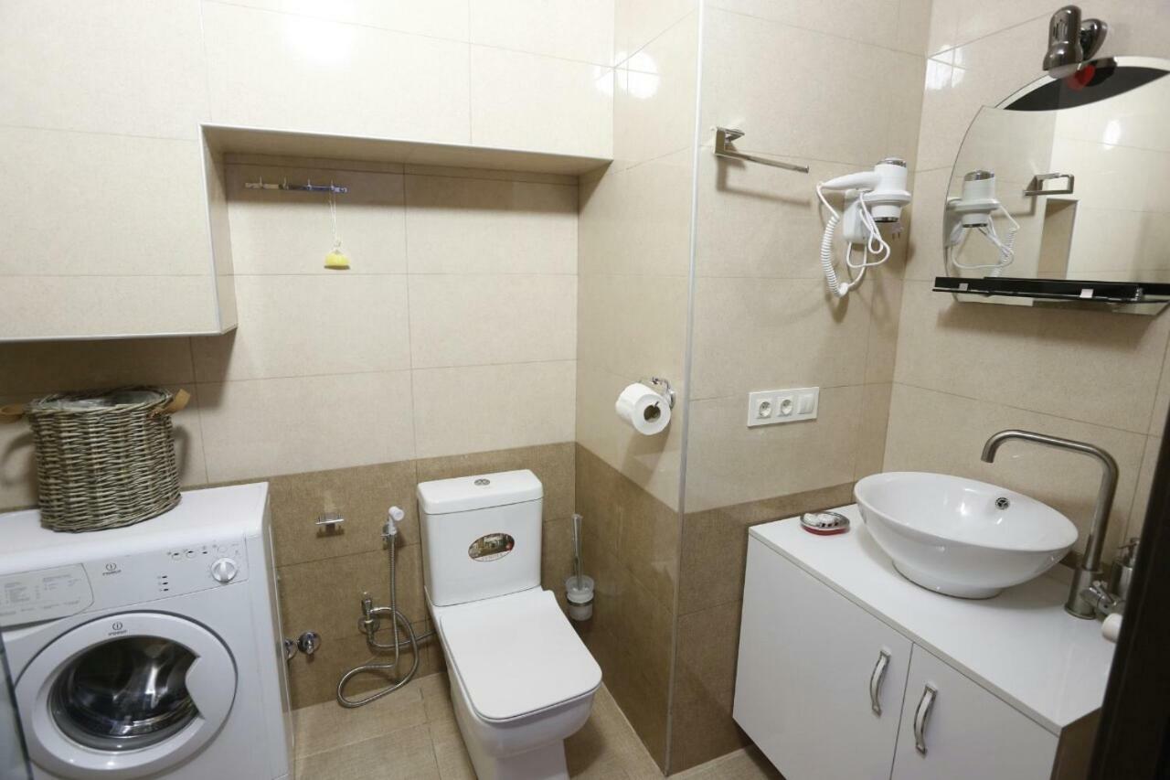 Old - Gold Gala Apartment Tbilisi Ngoại thất bức ảnh