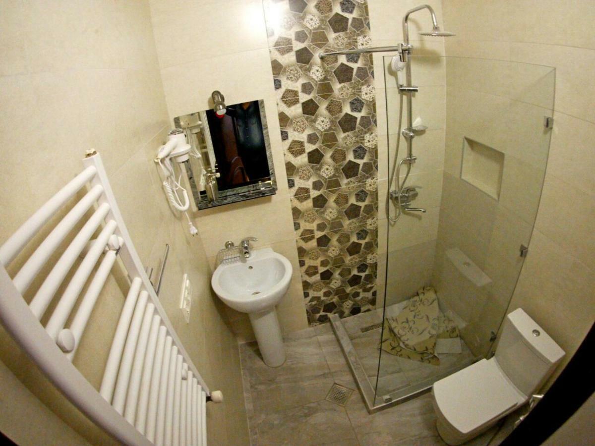 Old - Gold Gala Apartment Tbilisi Ngoại thất bức ảnh
