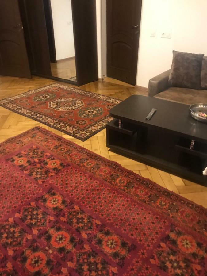 Old - Gold Gala Apartment Tbilisi Ngoại thất bức ảnh